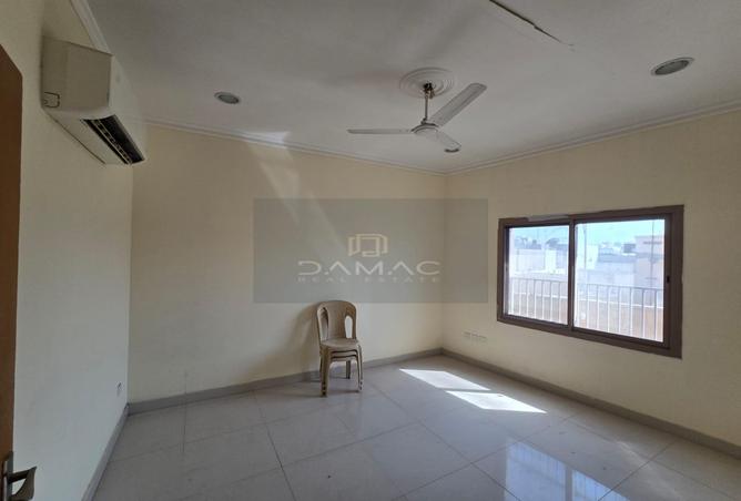 963580 - Property Image 2
