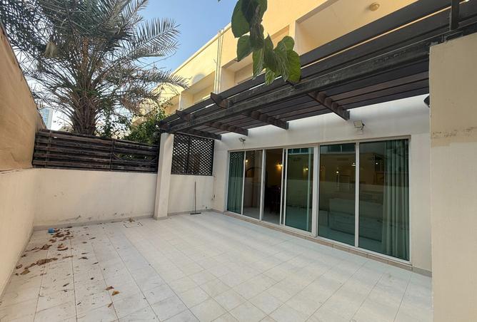 976347 - Property Image 2