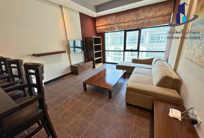 975653 - Property Main Image