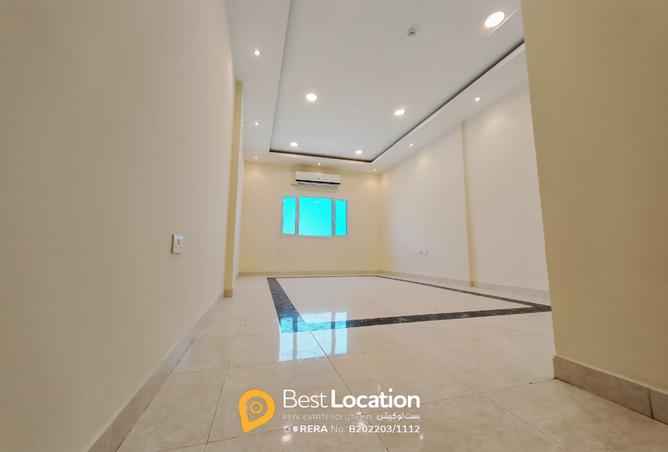 987628 - Property Main Image