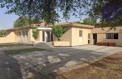 Villa - 4 Bedrooms - 4 Bathrooms for rent in Janabiya - Northern Governorate