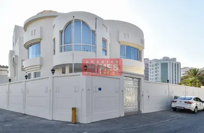Villa - 5 Bedrooms - 6 Bathrooms for rent in Adliya - Manama - Capital Governorate