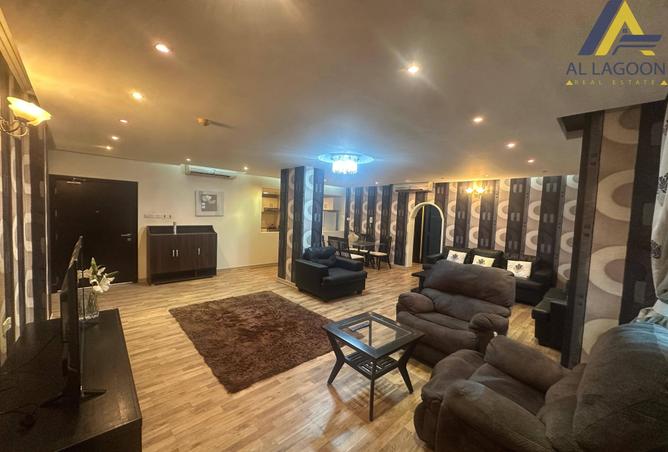 970600 - Property Image 2