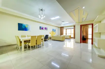 Apartment - 3 Bedrooms - 2 Bathrooms for rent in Al Juffair - Capital Governorate