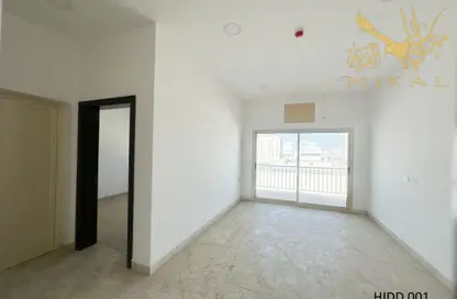 Apartment - 4 Bedrooms - 2 Bathrooms for rent in Hidd - Muharraq Governorate