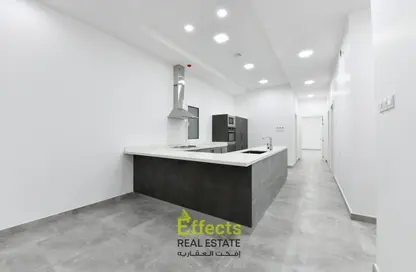 Kitchen image for: Apartment - 3 Bedrooms - 3 Bathrooms for sale in Saar - Northern Governorate, Image 1