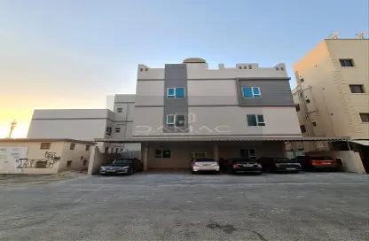 عمارة بالكامل - 7 غرف نوم - 7 حمامات للبيع في توبلي - المحافظة الوسطى