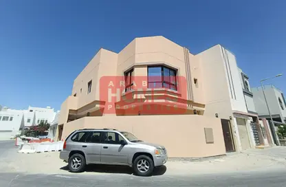 Villa - 5 Bedrooms - 5 Bathrooms for sale in Malkiyah - Northern Governorate