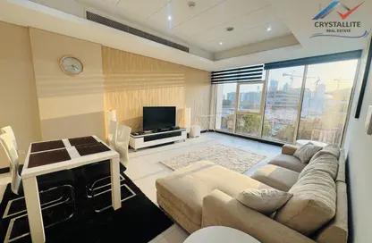 Apartment - 2 Bedrooms - 3 Bathrooms for rent in Reef Island - Capital Governorate
