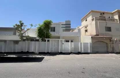 Villa - 4 Bedrooms - 3 Bathrooms for sale in Zinj - Manama - Capital Governorate