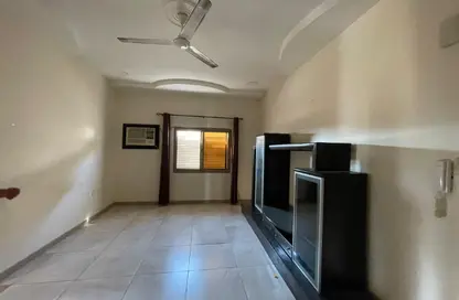 شقة - 2 غرف نوم - 2 حمامات للايجار في السنابس - المنامة - محافظة العاصمة