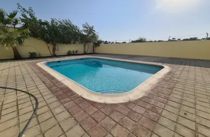Villa - 5 Bedrooms - 6 Bathrooms for rent in Janabiya - Northern Governorate