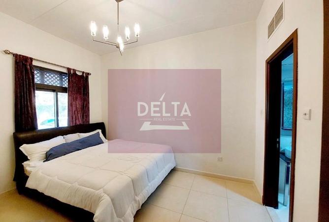 989556 - Property Image 3