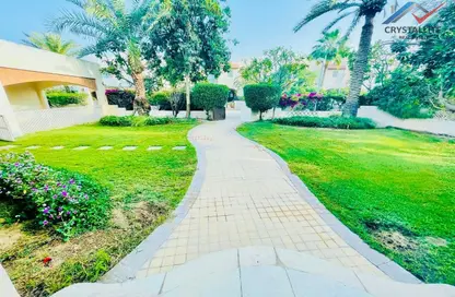 Villa - 4 Bedrooms - 5 Bathrooms for rent in Janabiya - Northern Governorate