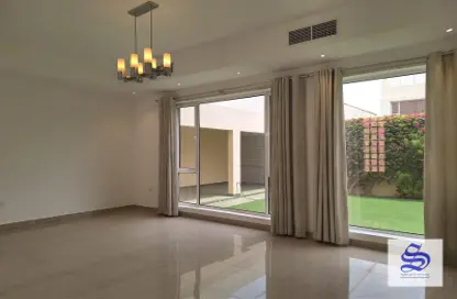 Villa - 4 Bedrooms - 5 Bathrooms for rent in Janabiya - Northern Governorate