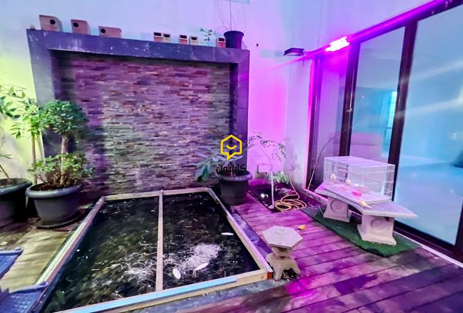 917063 - Property Image 2