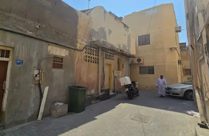 فيلا - 2 غرف نوم - 2 حمامات للبيع في المحرق - المحرق
