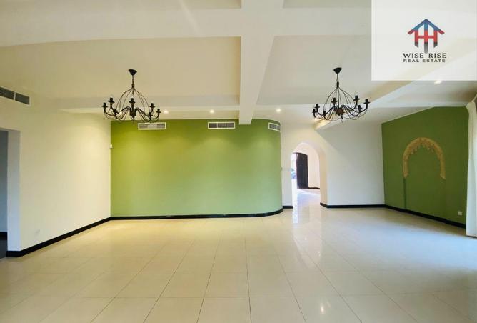 952644 - Property Image 3
