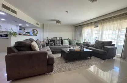 Apartment - 2 Bedrooms - 2 Bathrooms for rent in Tala Island - Amwaj Islands - Muharraq Governorate