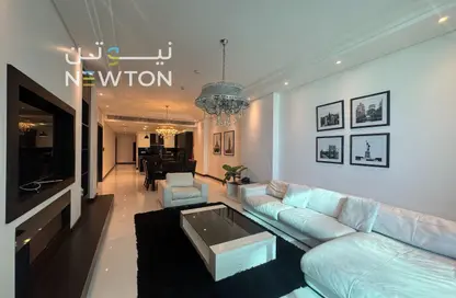 Apartment - 3 Bedrooms - 4 Bathrooms for rent in Al Juffair - Capital Governorate