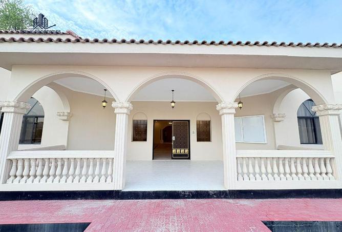 952694 - Property Image 3