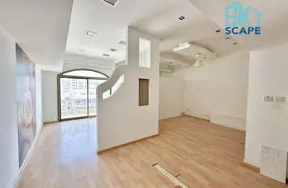 Office Space - Studio - 2 Bathrooms for rent in Zinj - Manama - Capital Governorate