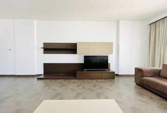 961287 - Property Image 2
