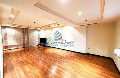 Apartment - 2 Bedrooms - 3 Bathrooms for sale in Abraj Al Lulu - Manama - Capital Governorate