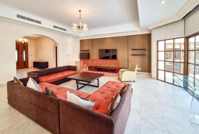 971281 - Property Image 3