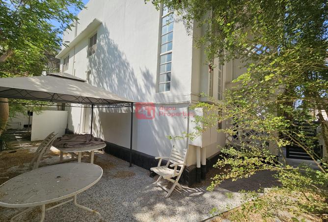 966427 - Property Main Image