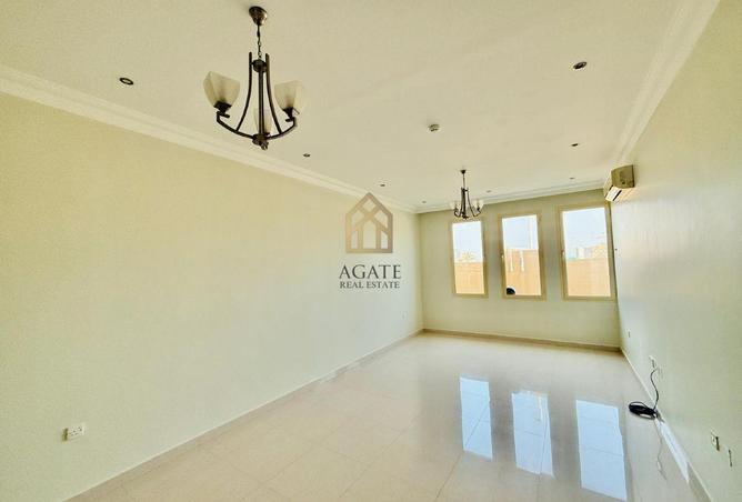 986576 - Property Image 3