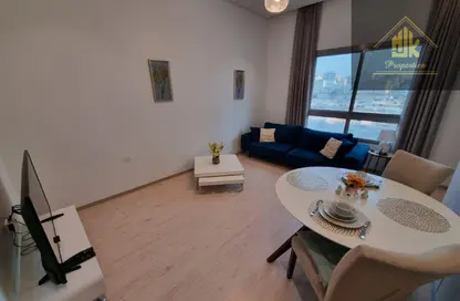 شقة - غرفة نوم - 1 حمام للايجار في الجنبية - المحافظة الشمالية