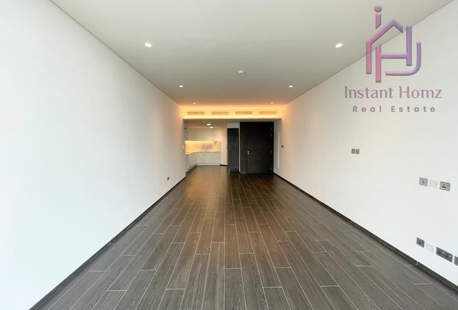 963996 - Property Image 2
