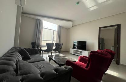 Apartment - 2 Bedrooms - 2 Bathrooms for rent in Mahooz - Manama - Capital Governorate