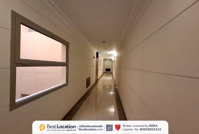 939418 - Property Image 2