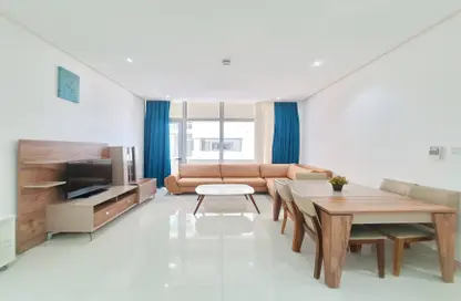 Apartment - 1 Bedroom - 2 Bathrooms for rent in Al Juffair - Capital Governorate