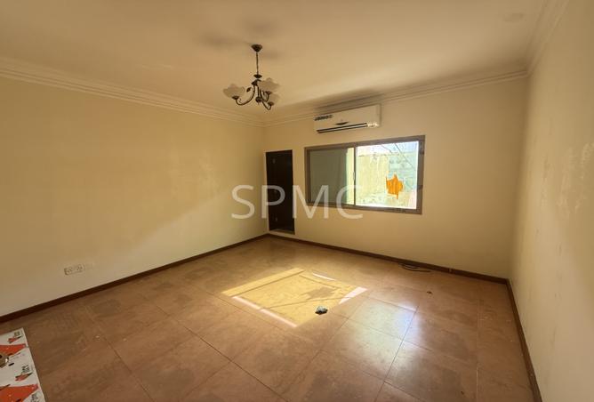 979637 - Property Image 3