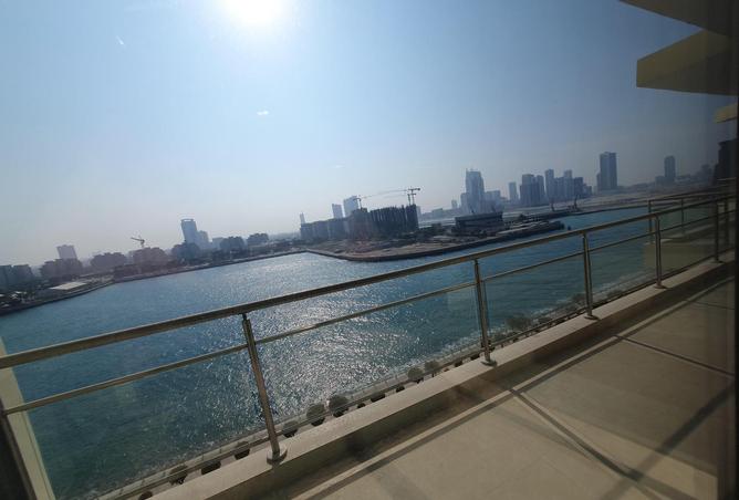 Apartment - 3 Bedrooms - 5 Bathrooms for rent in Reef Island - Capital Governorate