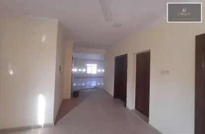 Apartment - 3 Bedrooms - 2 Bathrooms for rent in Tubli - Central Governorate
