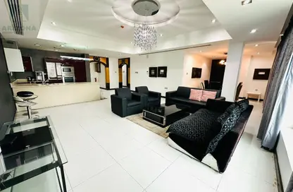 Apartment - 2 Bedrooms - 3 Bathrooms for rent in Seef - Capital Governorate