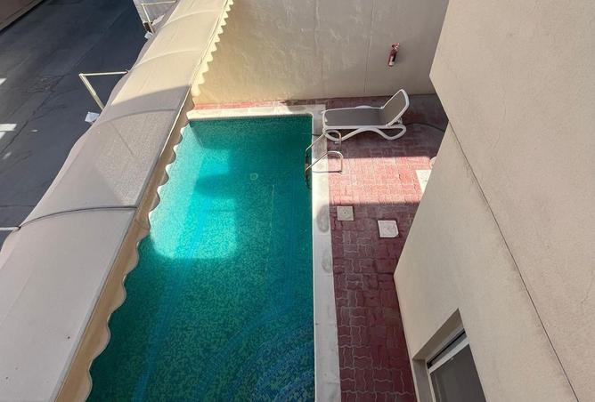 983120 - Property Main Image