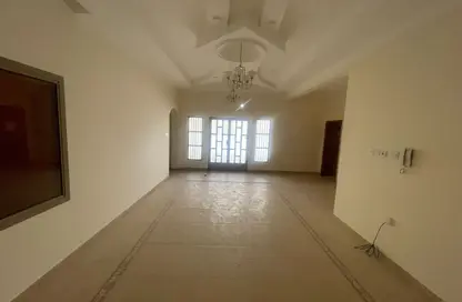 Apartment - 3 Bedrooms - 3 Bathrooms for rent in Alhajiyat - Riffa - Southern Governorate