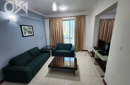 Apartment - 2 Bedrooms - 2 Bathrooms for rent in Busaiteen - Muharraq Governorate