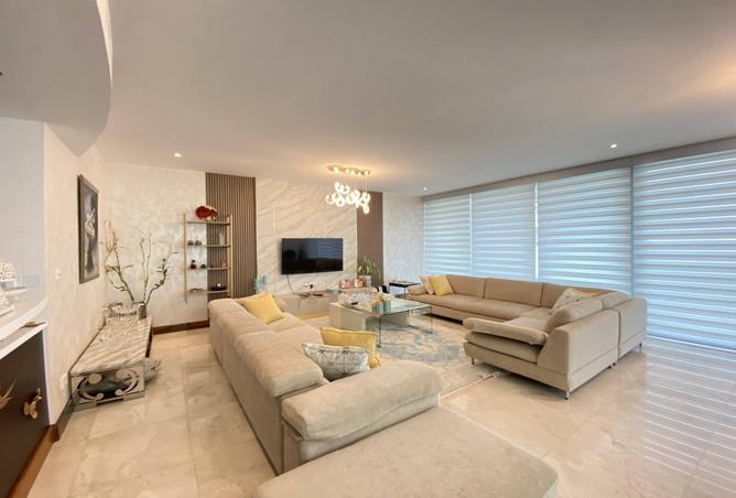 960090 - Property Image 3