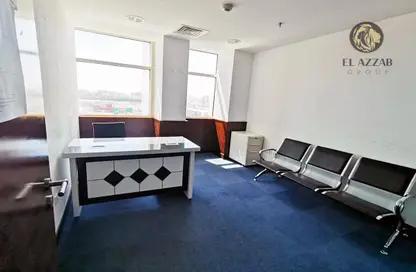 صورة لـ غرفة- غرفة النوم مكتب - استوديو - 3 حمامات للايجار في العدلية - المنامة - محافظة العاصمة ، صورة رقم 1