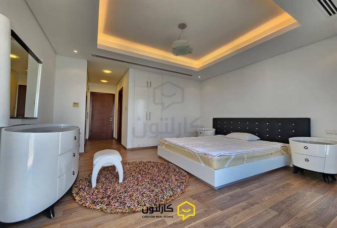 862831 - Property Image 2