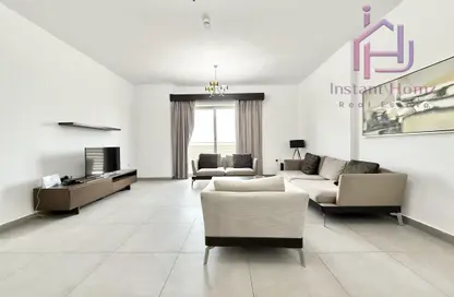 Apartment - 2 Bedrooms - 3 Bathrooms for rent in Al Juffair - Capital Governorate