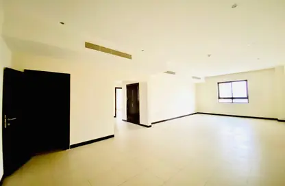 Apartment - 3 Bedrooms - 3 Bathrooms for rent in Mahooz - Manama - Capital Governorate Apartment - 3 Bedrooms - 3 Bathrooms for rent in Mahooz - Manama - Capital Governorate