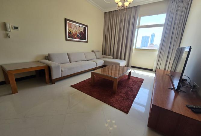 911498 - Property Image 3