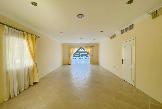 986176 - Property Image 3